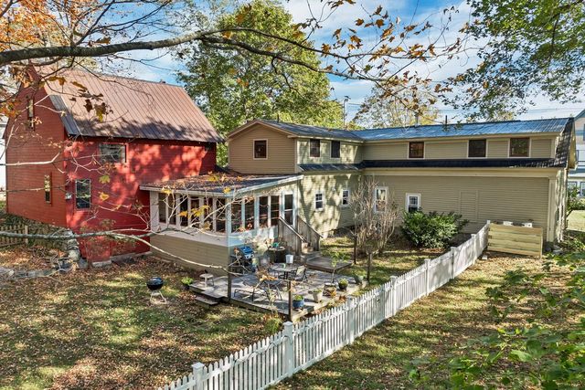 108 Center Street, Wolfeboro, NH 03894