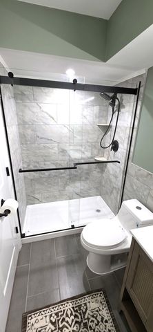 375 PLUM CREEK Drive 412, Wheeling, IL 60090