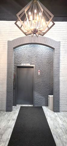 375 PLUM CREEK Drive 412, Wheeling, IL 60090