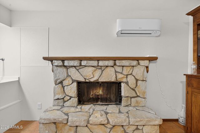 2119 E CROCUS Drive, Phoenix, AZ 85022