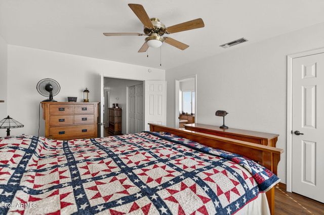 2119 E CROCUS Drive, Phoenix, AZ 85022