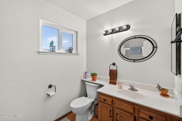 2119 E CROCUS Drive, Phoenix, AZ 85022