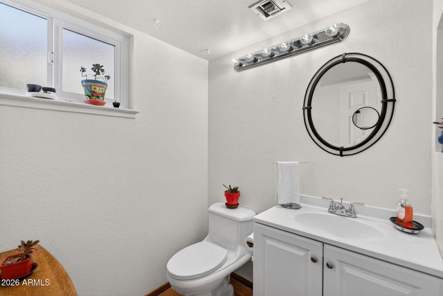 2119 E CROCUS Drive, Phoenix, AZ 85022