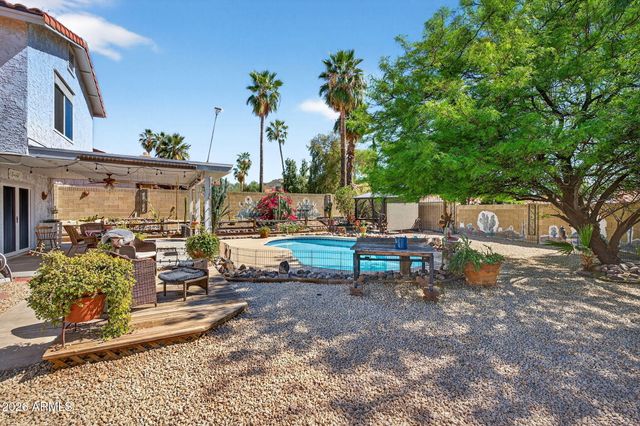 2119 E CROCUS Drive, Phoenix, AZ 85022