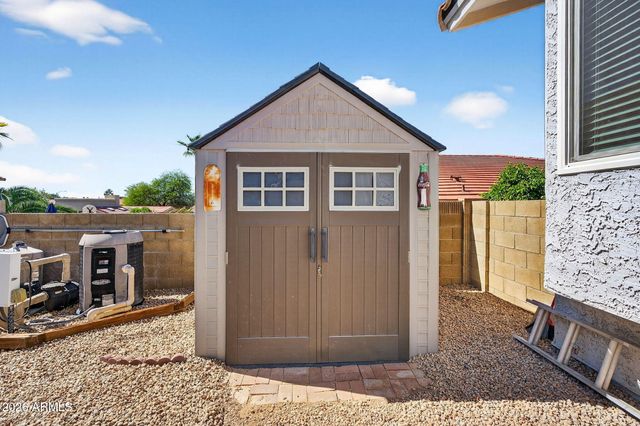 2119 E CROCUS Drive, Phoenix, AZ 85022