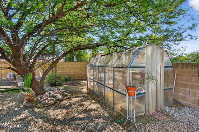 2119 E CROCUS Drive, Phoenix, AZ 85022