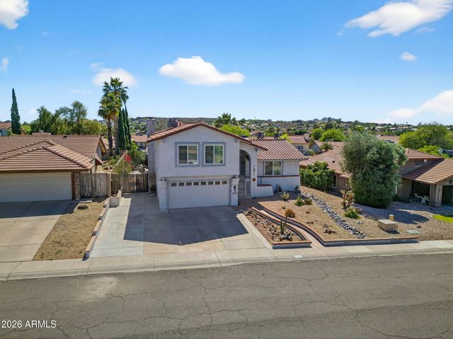 2119 E CROCUS Drive, Phoenix, AZ 85022