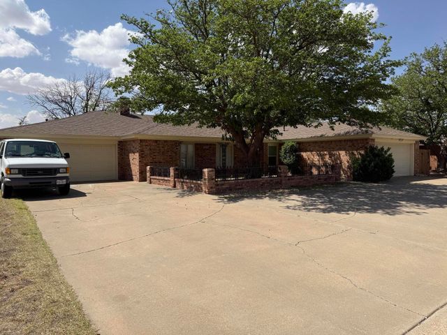 7914 Aberdeen Avenue, Lubbock, TX 79424