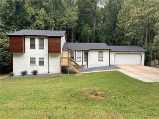 1173 Mill Ridge Drive, Lawrenceville, GA 30045