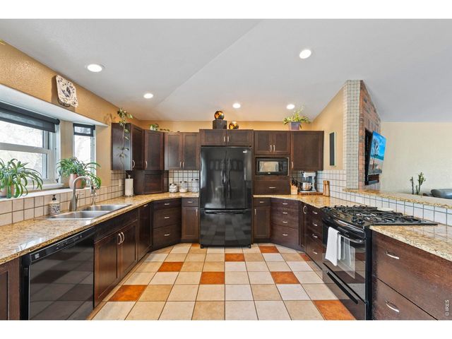 381 Bobcat Dr, Milliken, CO 80543