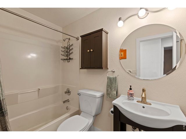 381 Bobcat Dr, Milliken, CO 80543