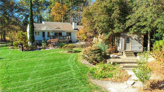952 Oriole DR, Virginia Beach, VA 23451
