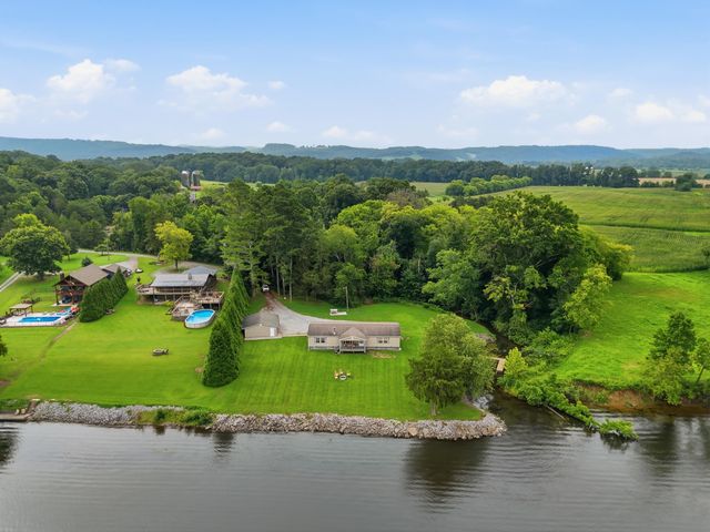616 Layman Circle, Decatur, TN 37322
