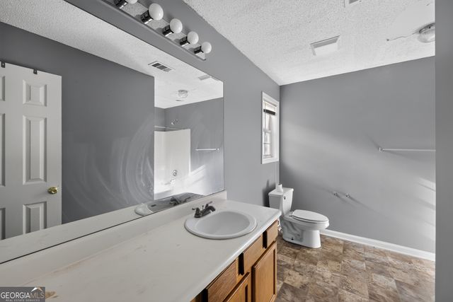 6960 Red Bone Way, Lithonia, GA 30038
