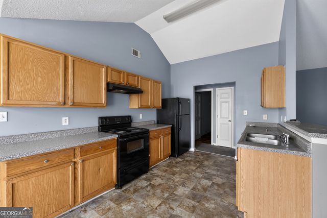 6960 Red Bone Way, Lithonia, GA 30038