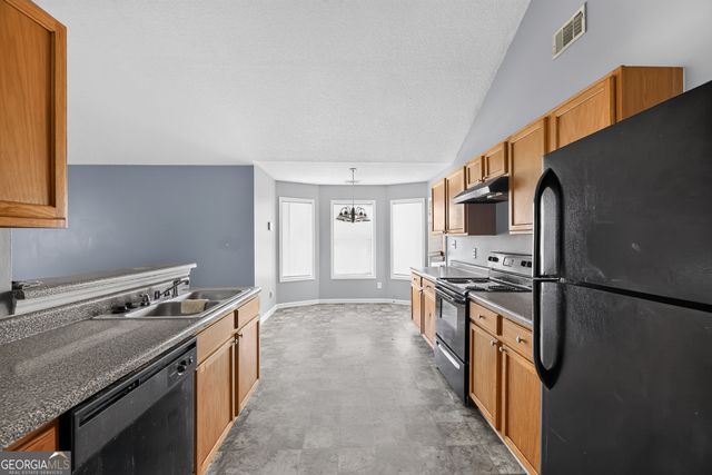 6960 Red Bone Way, Lithonia, GA 30038
