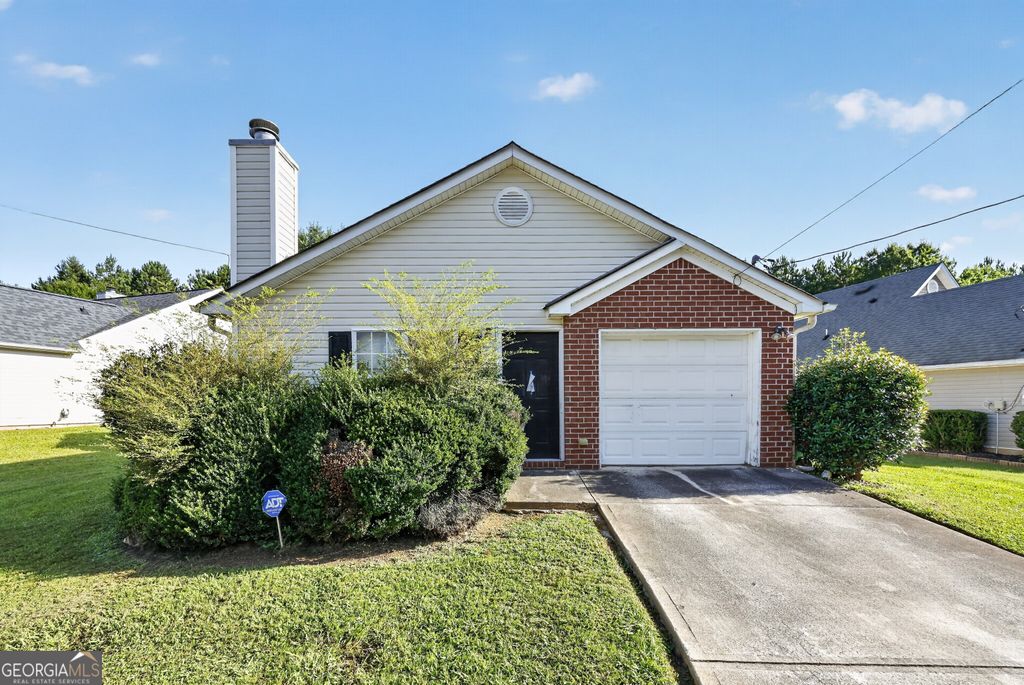 6960 Red Bone Way, Lithonia, GA 30038