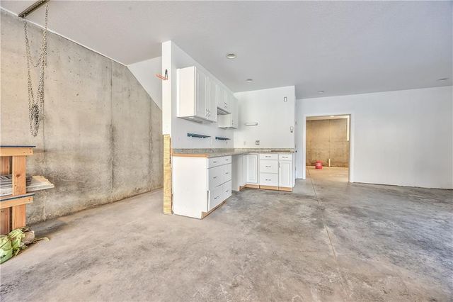 1040 S Wyckford Street, Olathe, KS 66061