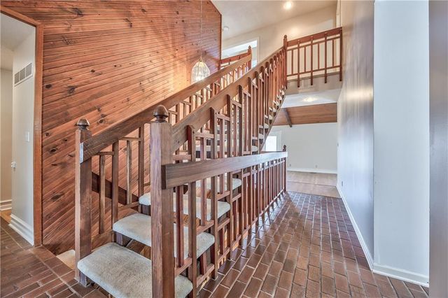 1040 S Wyckford Street, Olathe, KS 66061