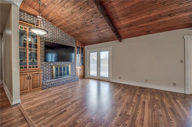 1040 S Wyckford Street, Olathe, KS 66061