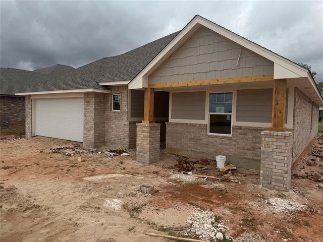 831 Virginia Avenue, Newcastle, OK 73065