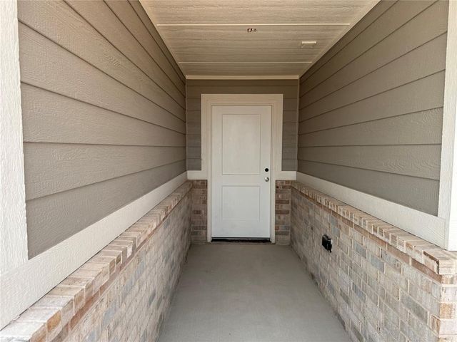 831 Virginia Avenue, Newcastle, OK 73065