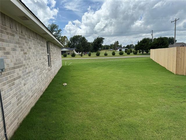 831 Virginia Avenue, Newcastle, OK 73065