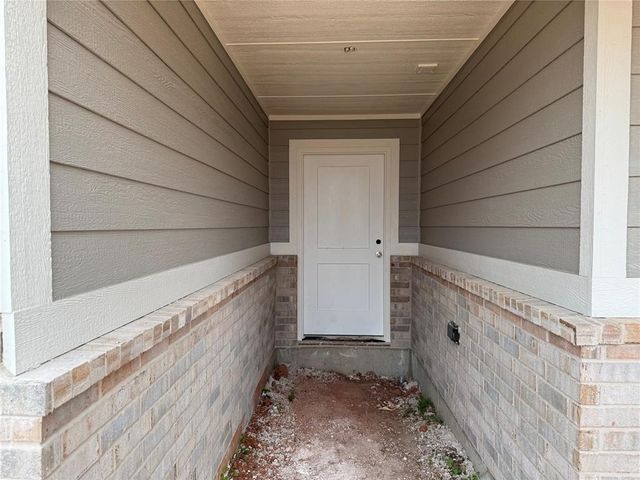 831 Virginia Avenue, Newcastle, OK 73065