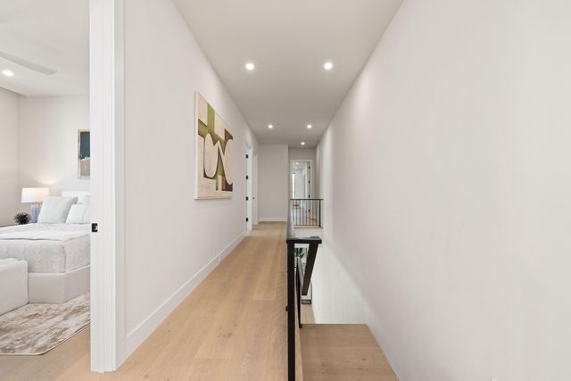 723 Lake Avenue N, Delray Beach, FL 33483