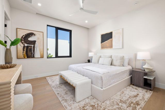 723 Lake Avenue N, Delray Beach, FL 33483