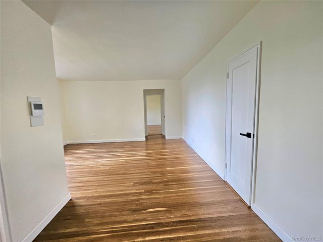 112-24 Northern Boulevard 3E, Corona, NY 11368