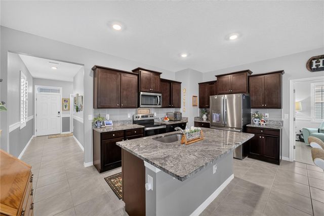 5089 STOKES WAY, Wildwood, FL 34785