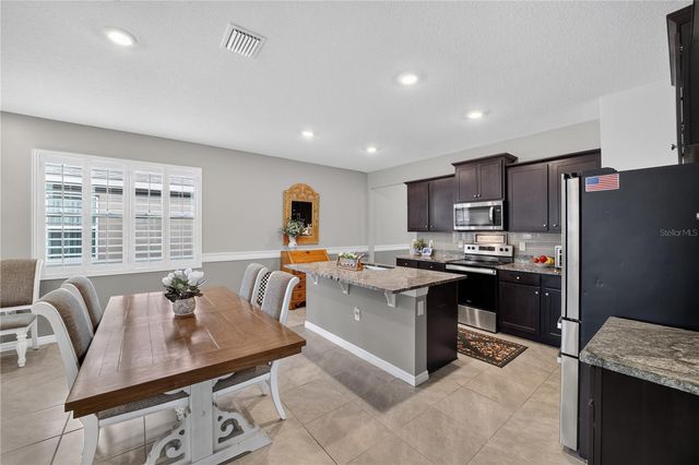 5089 STOKES WAY, Wildwood, FL 34785