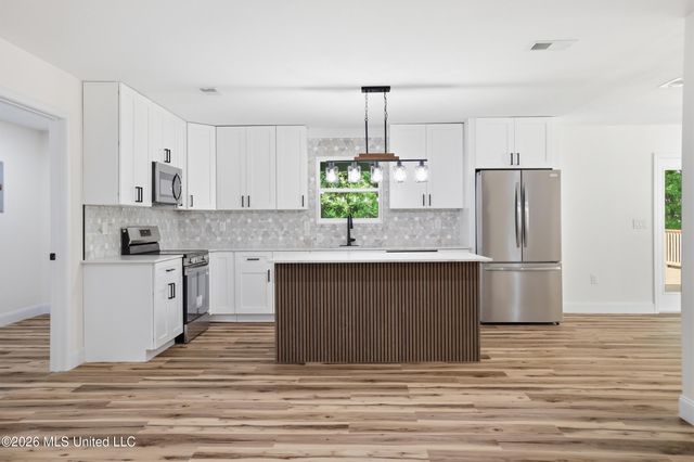 3310 Irondale Street, Gautier, MS 39553
