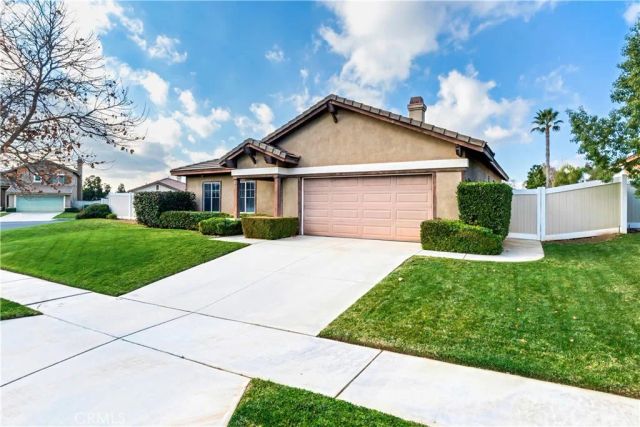 1709 Double Eagle Avenue, Beaumont, CA 92223