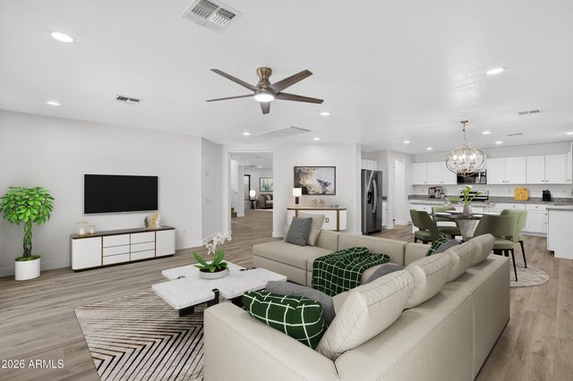 43620 W COWPATH Road, Maricopa, AZ 85138