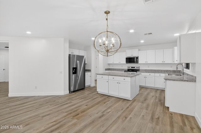 43620 W COWPATH Road, Maricopa, AZ 85138