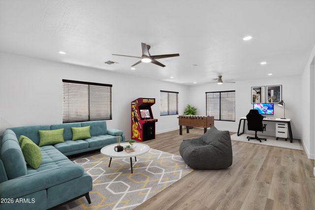 43620 W COWPATH Road, Maricopa, AZ 85138