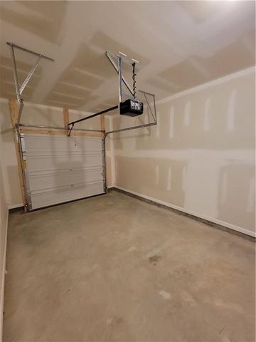 209 Swindon Drive, Mcdonough, GA 30253