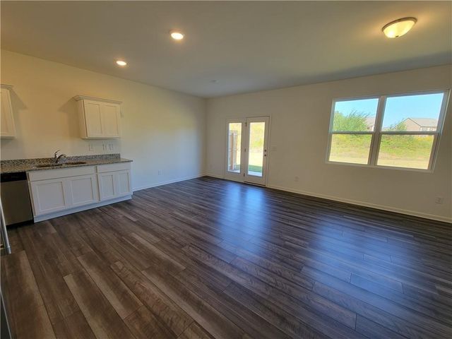 209 Swindon Drive, Mcdonough, GA 30253