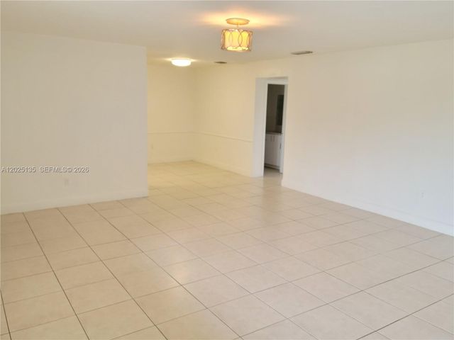 11960 NE 19th Dr 16, North Miami, FL 33181