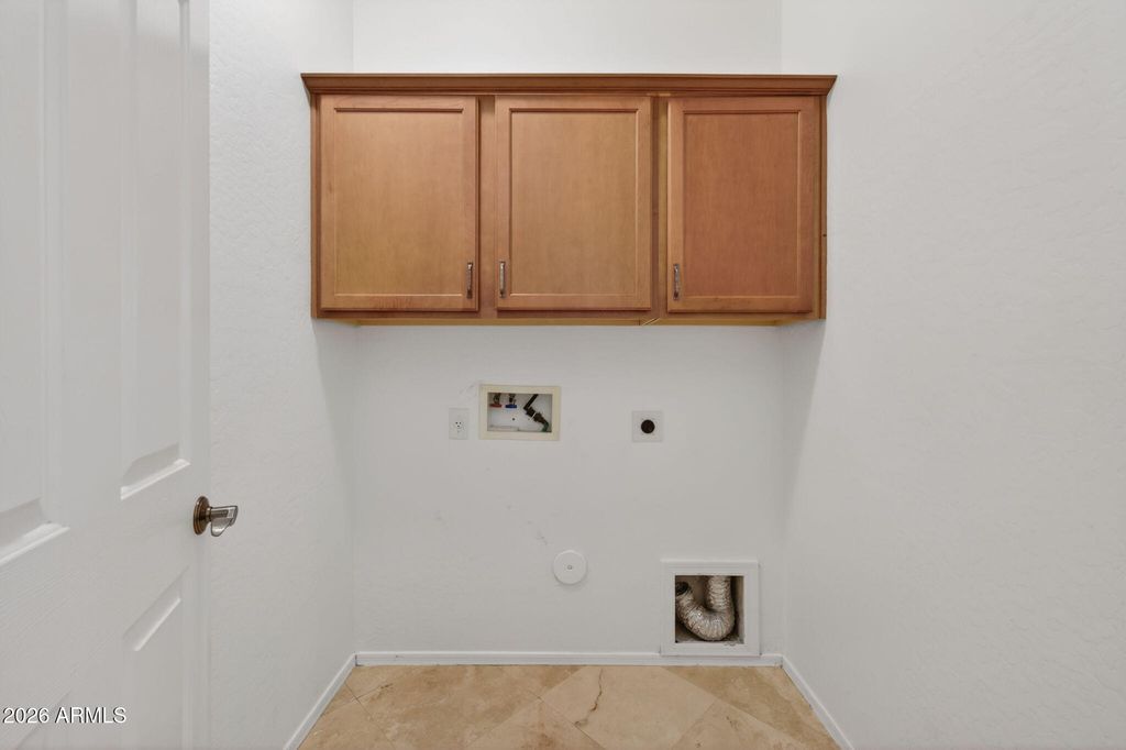 Image 18 of property listing at 13442 S 185TH Avenue, Goodyear, AZ 85338