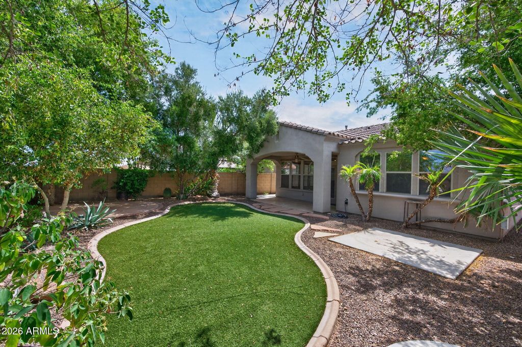 Image 36 of property listing at 13442 S 185TH Avenue, Goodyear, AZ 85338