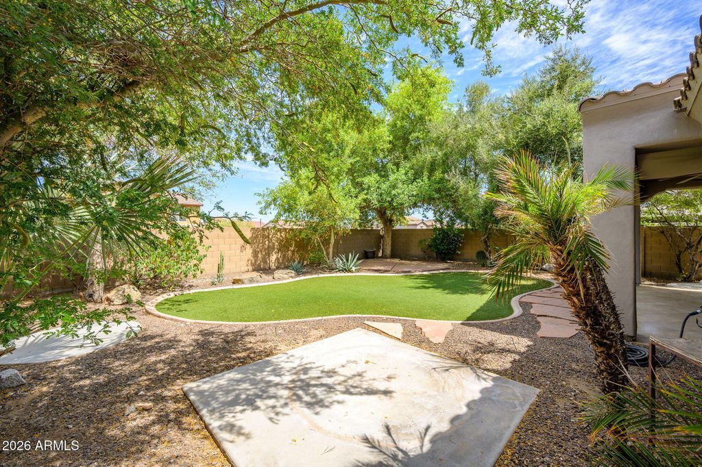 Image 40 of property listing at 13442 S 185TH Avenue, Goodyear, AZ 85338
