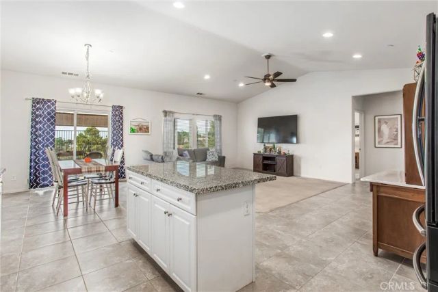 1274 Pinehurst Dr., Calimesa, CA 92320