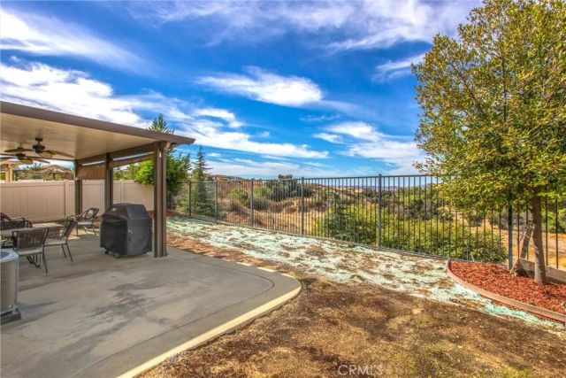 1274 Pinehurst Dr., Calimesa, CA 92320