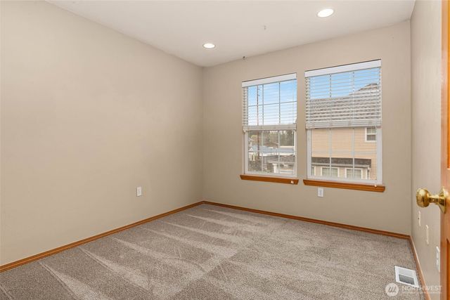 22736 NE 4th Lane, Sammamish, WA 98074