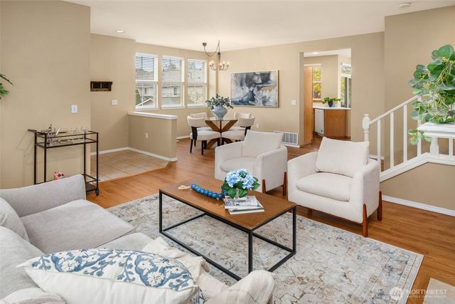22736 NE 4th Lane, Sammamish, WA 98074