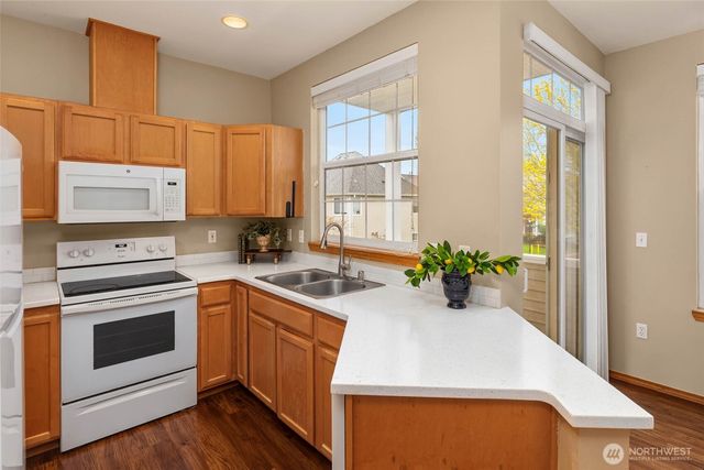 22736 NE 4th Lane, Sammamish, WA 98074