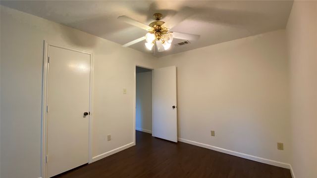 208 E Denton Drive, Euless, TX 76039